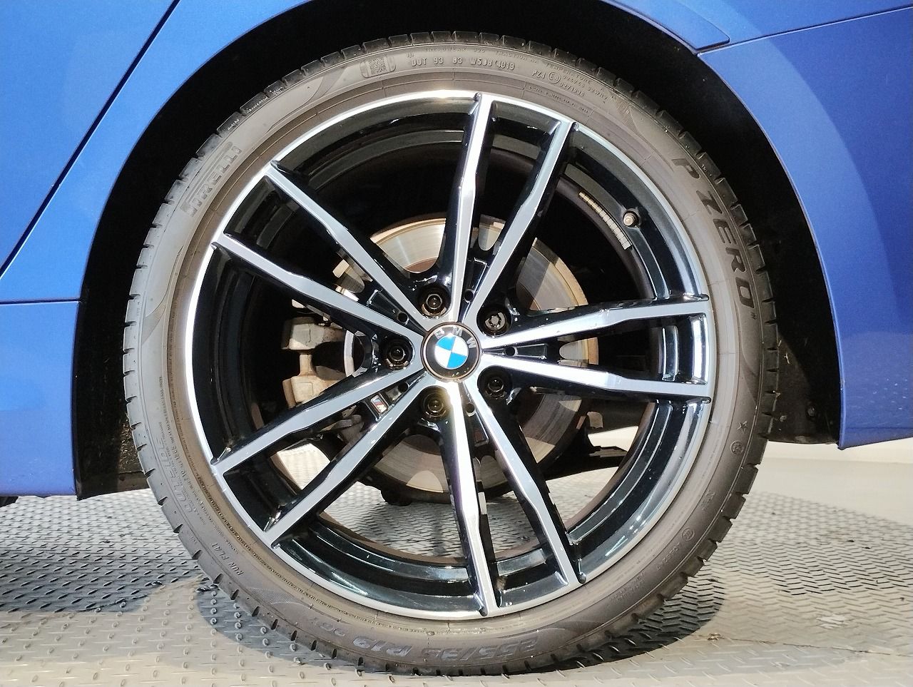 G21 320i RHD