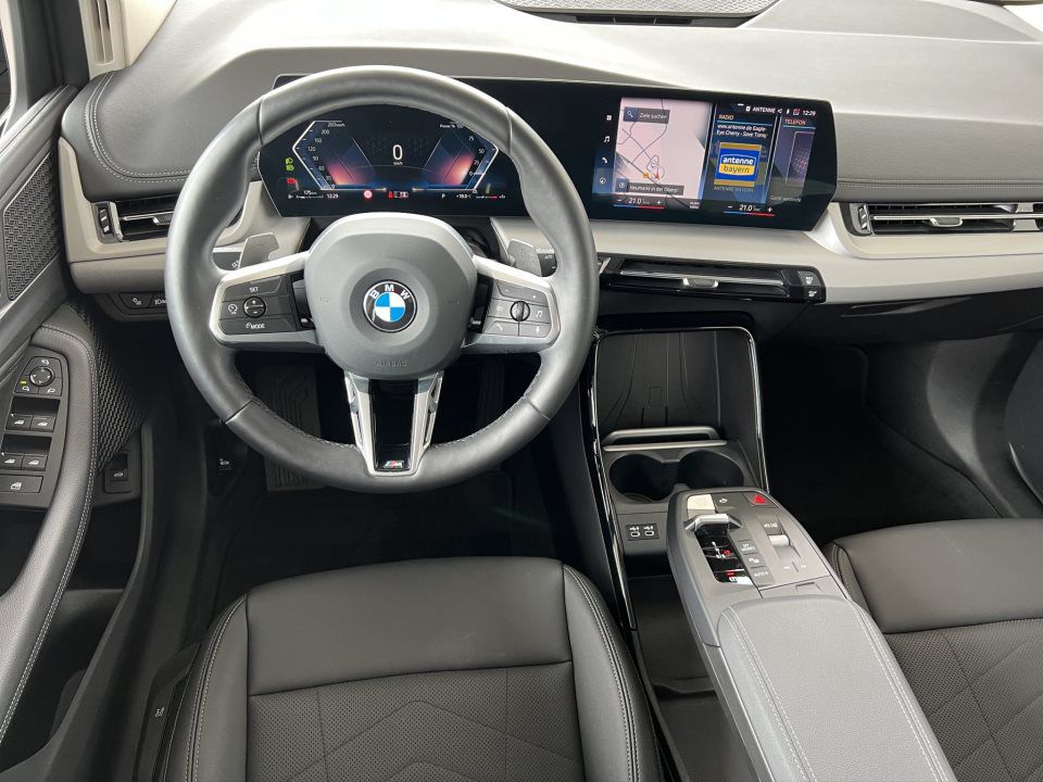 BMW 218