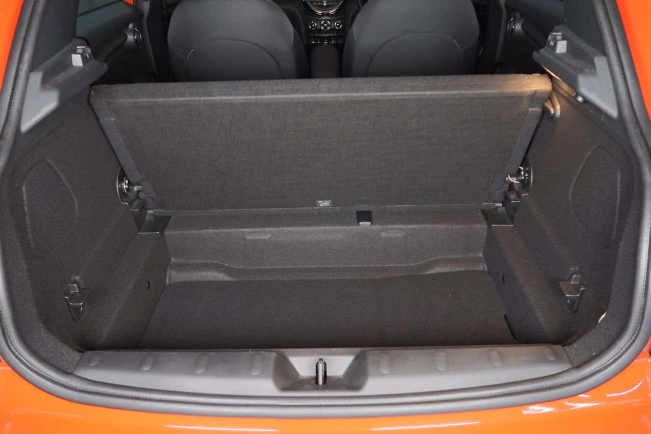 F55 MINI Cooper 5-Door Hatch LCI