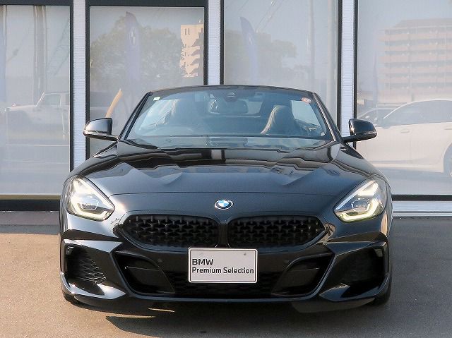 G29 z4 sDrive20i RHD