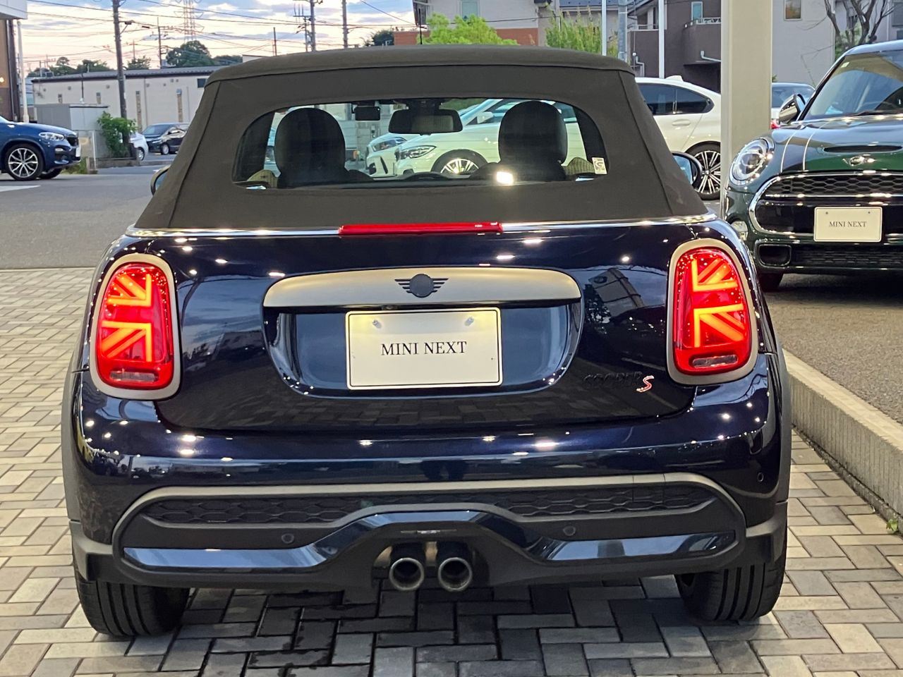 MINI Cooper S Convertible RHD