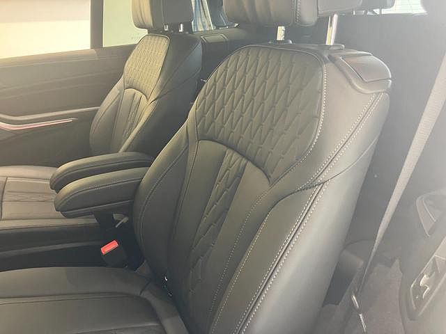 X7 xDrive40d RHD US