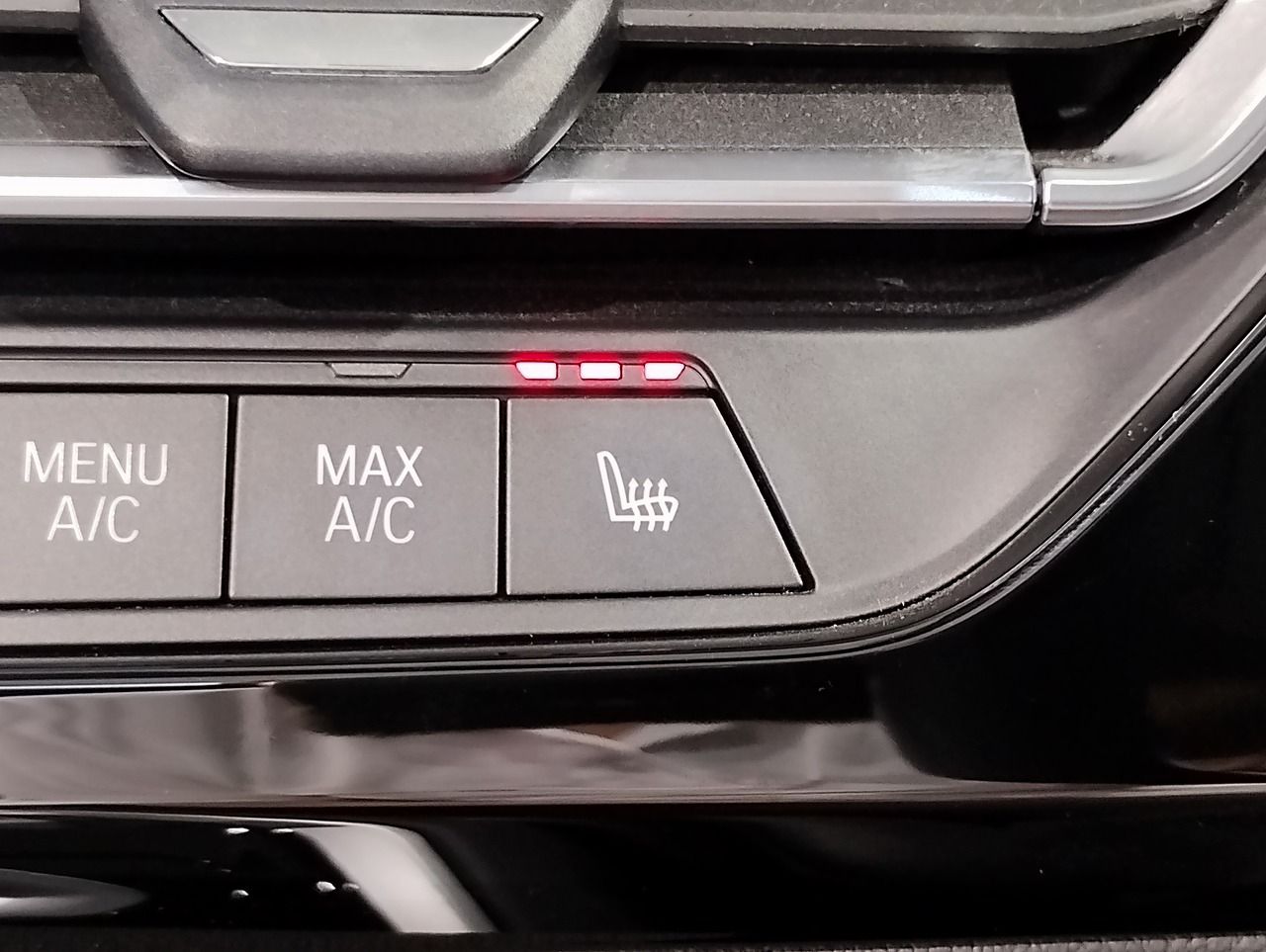 G29 z4 sDrive20i RHD