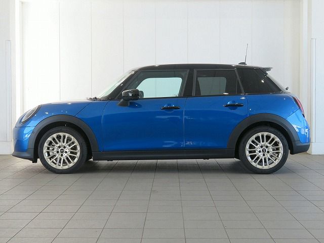 F65 MINI Cooper S 5Dr