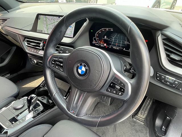 F40 118d Sports Hatch 5-door B47 2.0d