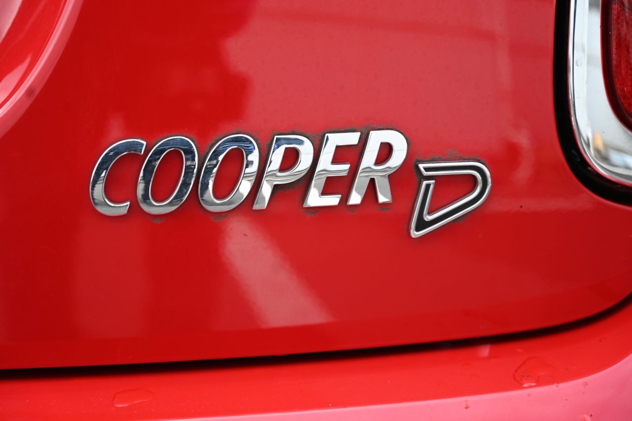 F55 COOPER D (AT)