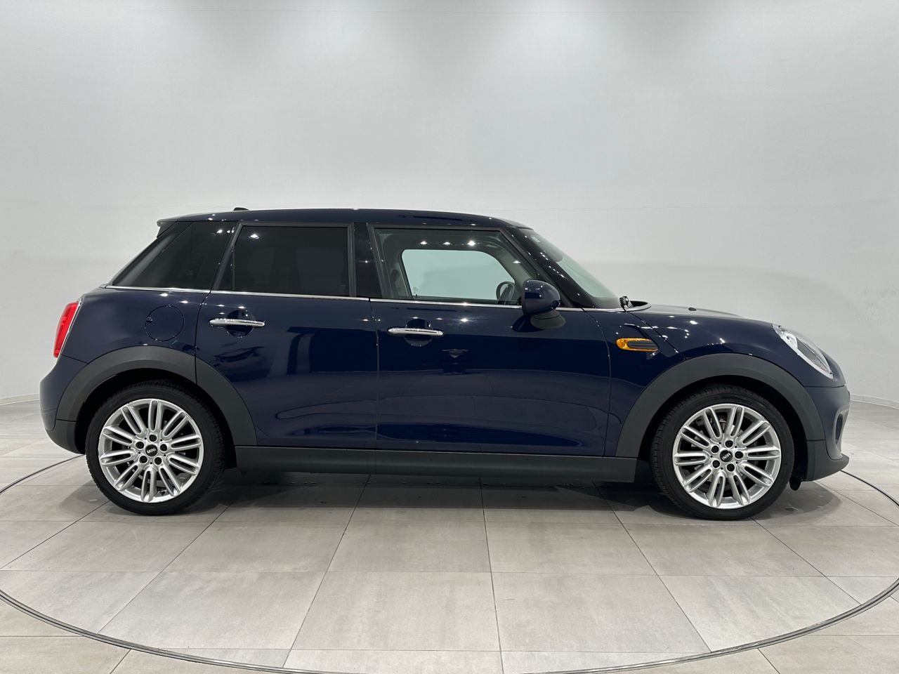 F55 COOPER