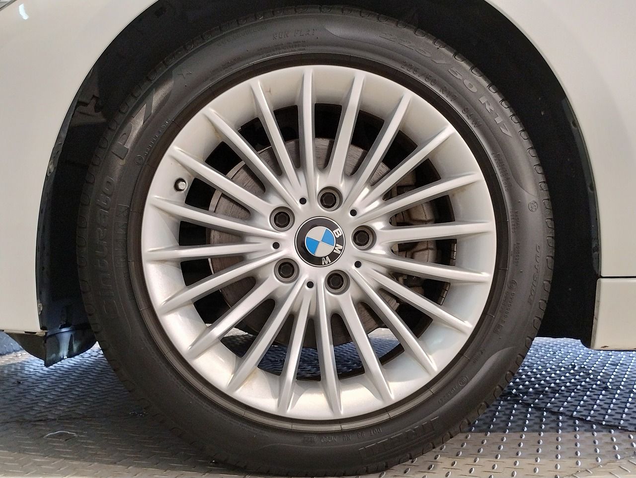 318I TOURING RHD