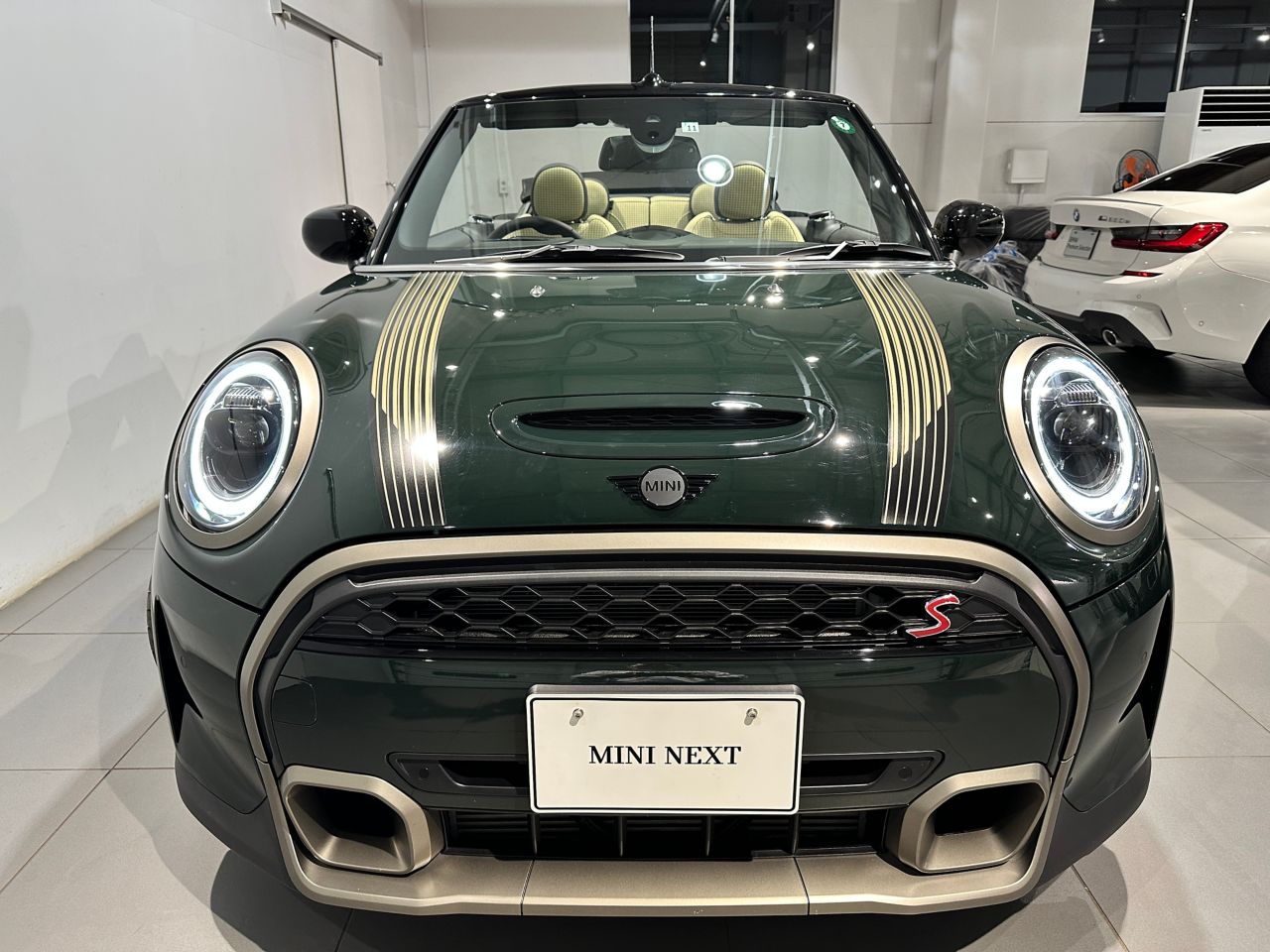 MINI Cooper S Convertible RHD