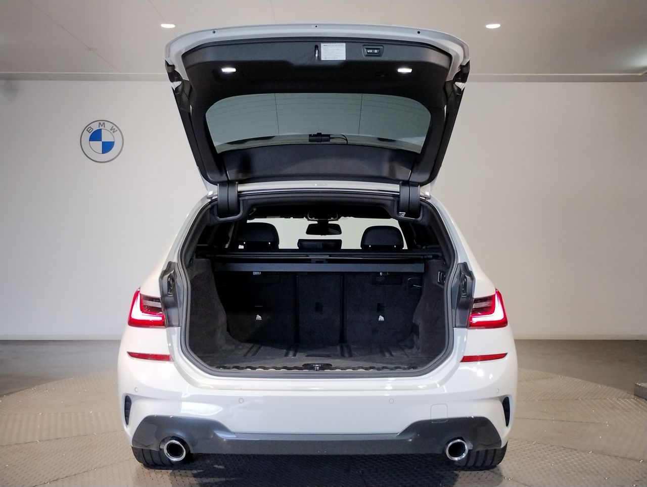 G21 320d xDrive Touring RHD
