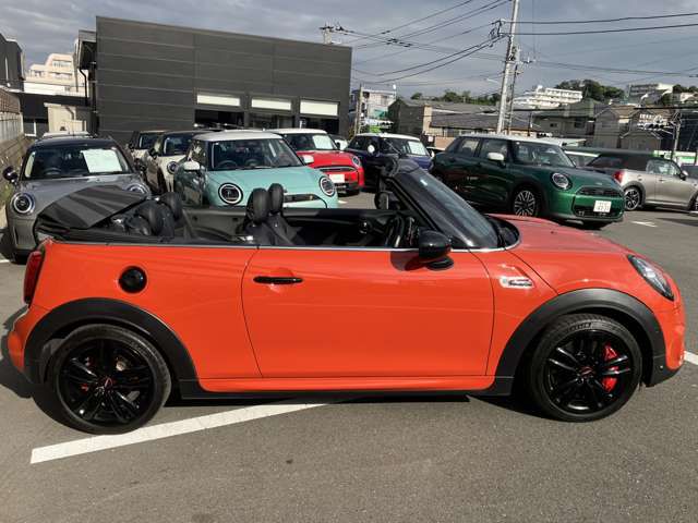 F57 MINI John Cooper Works Convertible LCI
