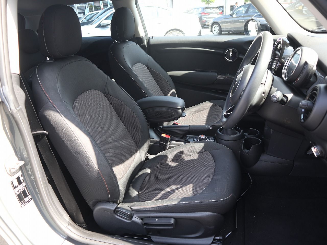 F56 MINI Cooper 3-Door Hatch LCI