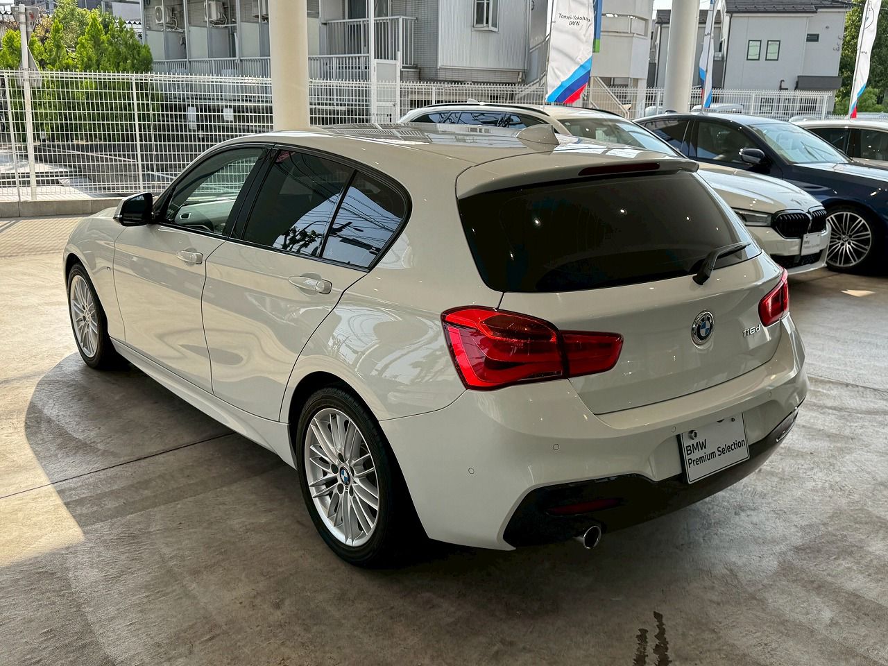 118D 5DOOR RHD