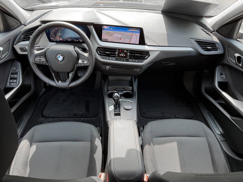 BMW 118
