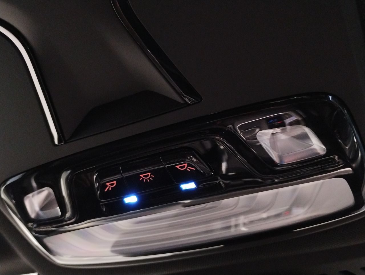 G20 320i Saloon LCI RHD MX