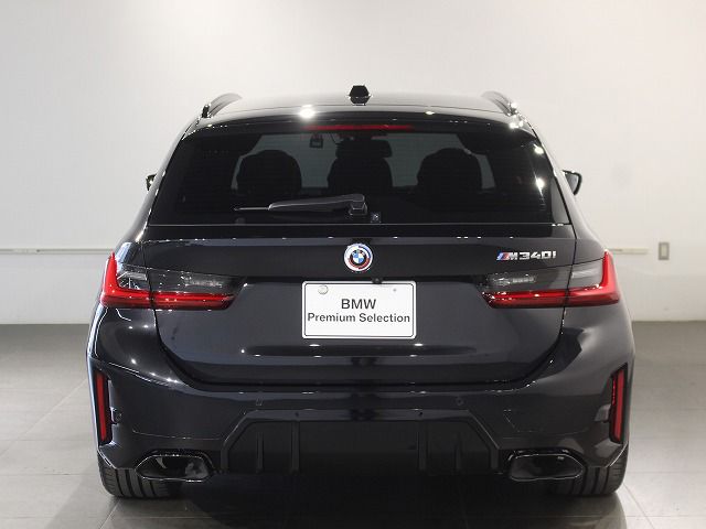 G21 M340i xDrive Touring LCI RHD