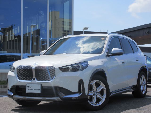 iX1 xDrive30 xLine
