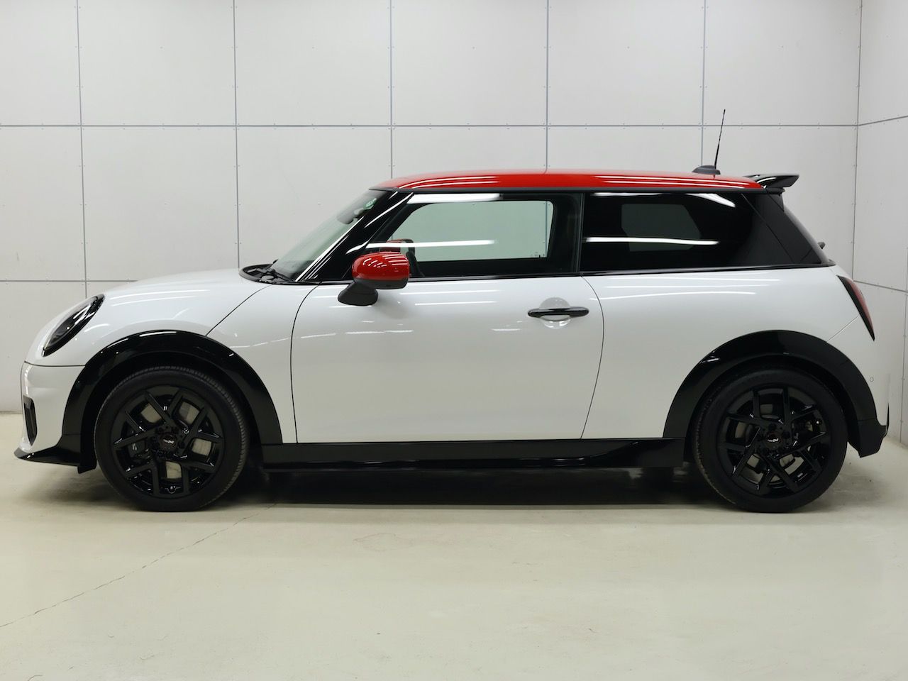 F66 MINI Cooper S 3Dr