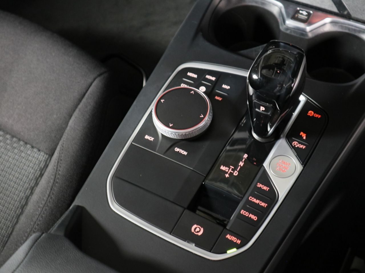 F40 118d Sports Hatch 5-door B47 2.0d