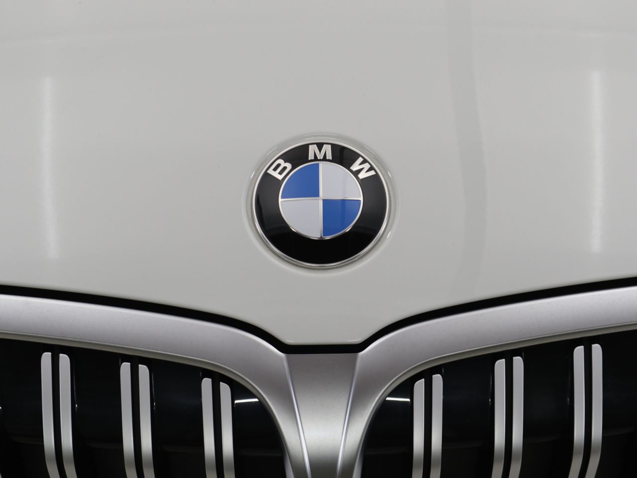320d xDrive Berline RHD