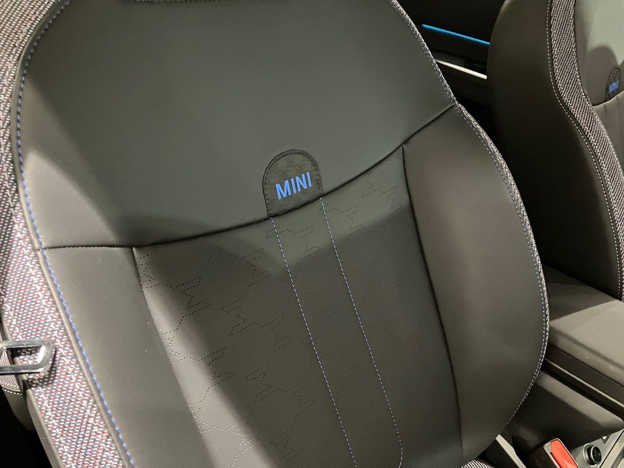 U25 MINI Countryman E