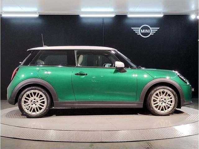 F66 MINI Cooper C 3Dr