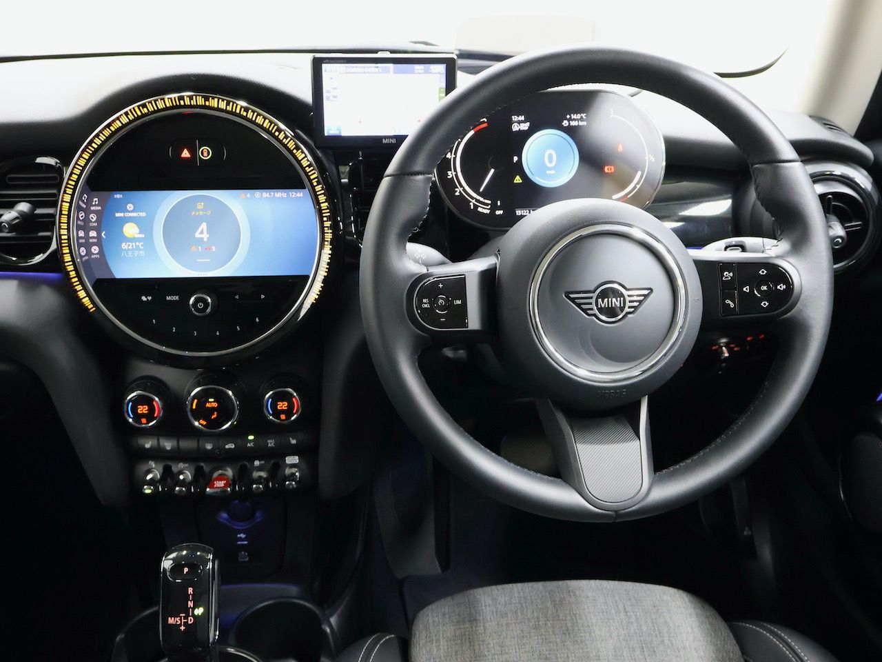 MINI Cooper F56 RHD