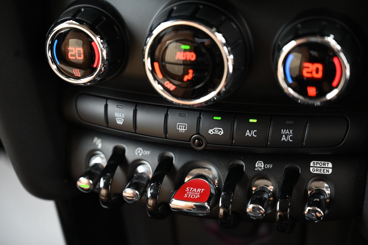 F55 MINI Cooper SD 5dr Hatch LCI