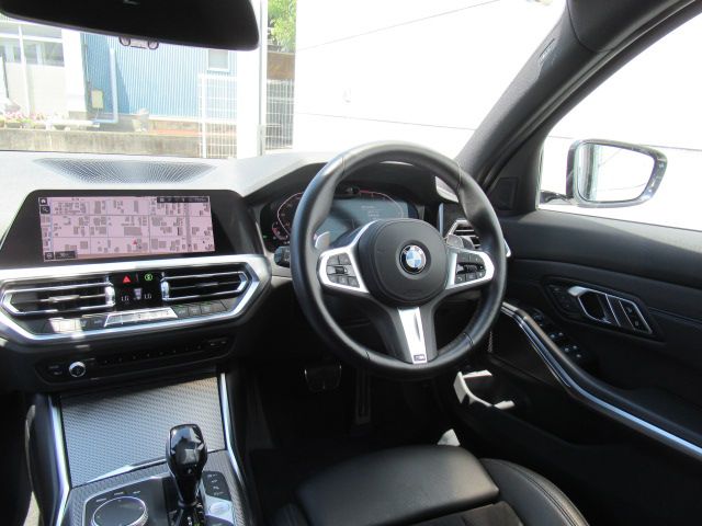 318i Berline RHD