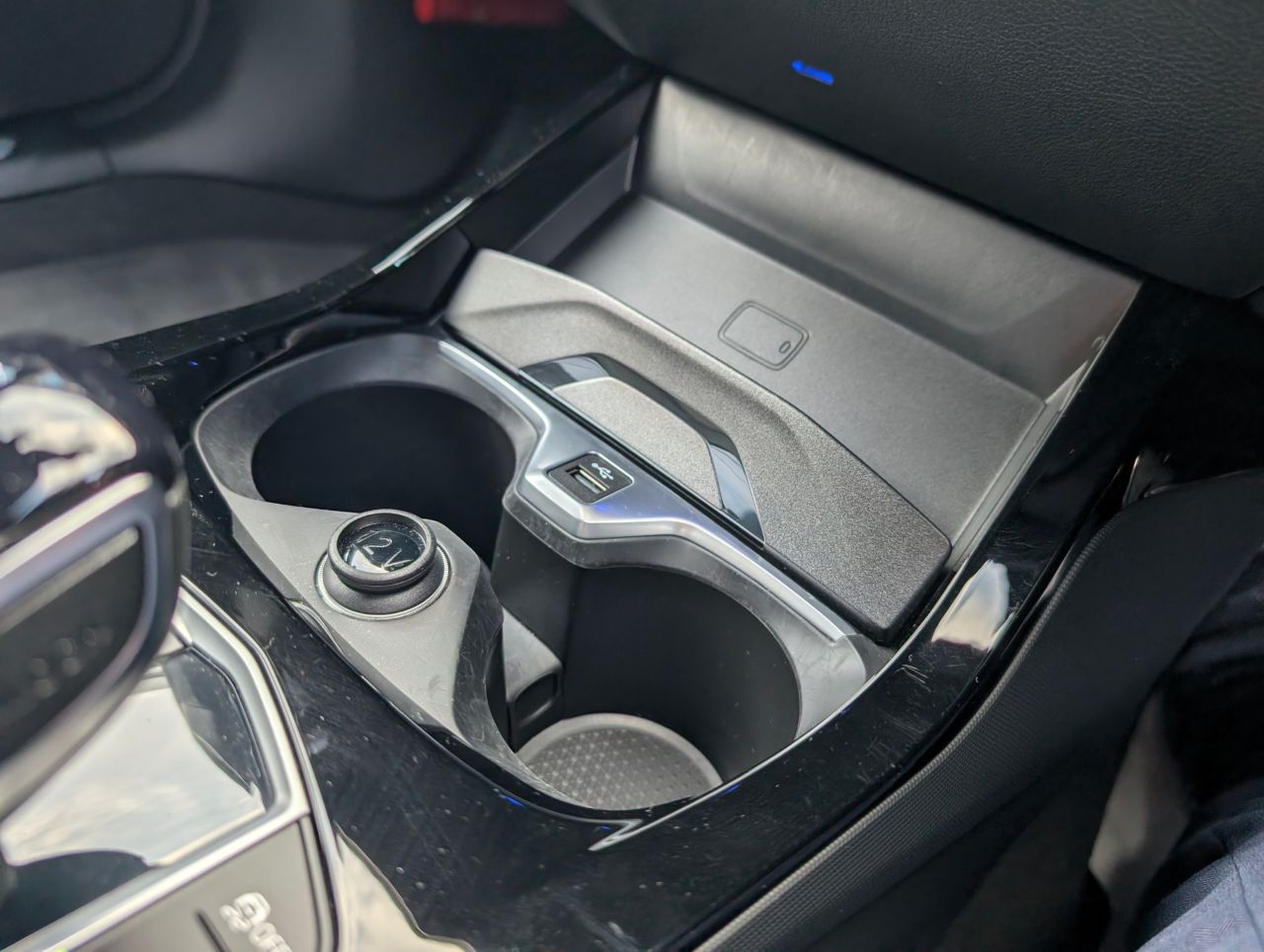 F40 118d Sports Hatch 5-door B47 2.0d