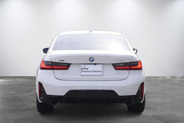 320d xDrive Berline RHD