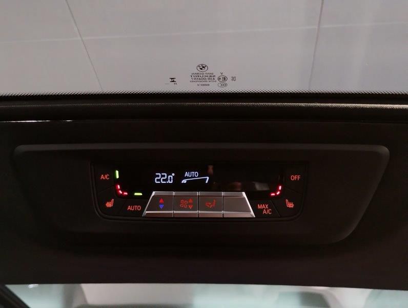 X7 xDrive40d RHD US