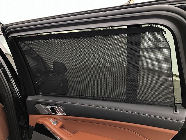 X7 xDrive40d RHD US