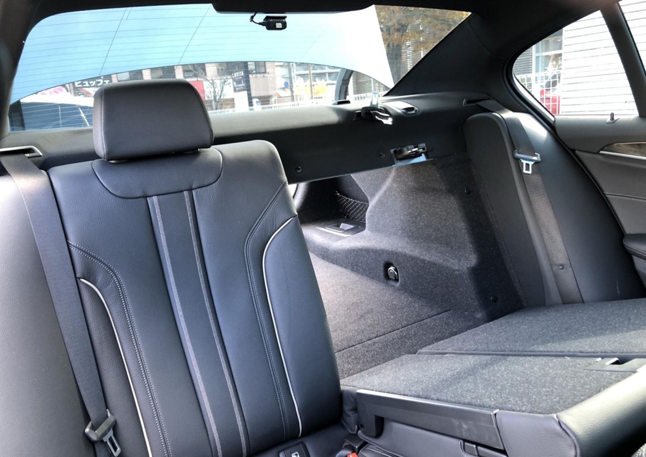 520d xDrive Sedan RHD