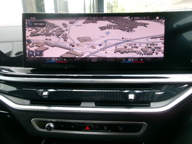 X7 xDrive40d RHD US