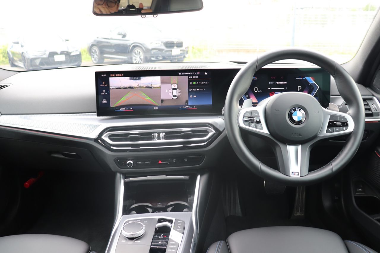 320d xDrive Berline RHD