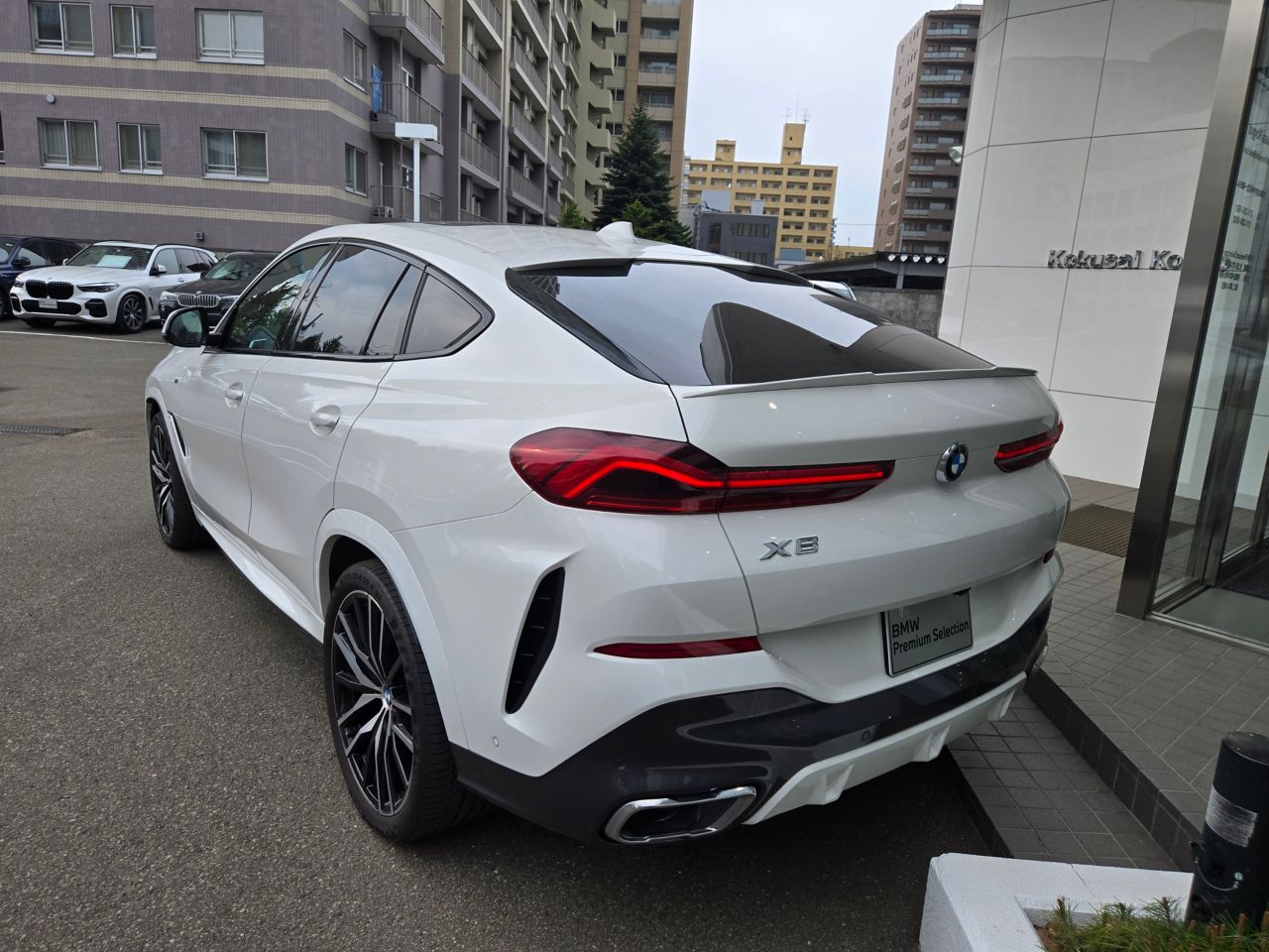 X* xDrive30d RHD