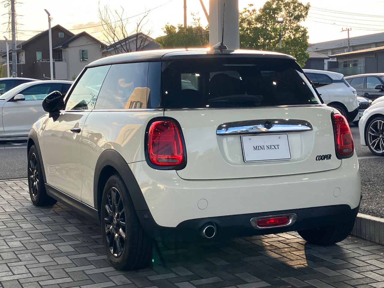 F56 MINI Cooper 3-Door Hatch LCI