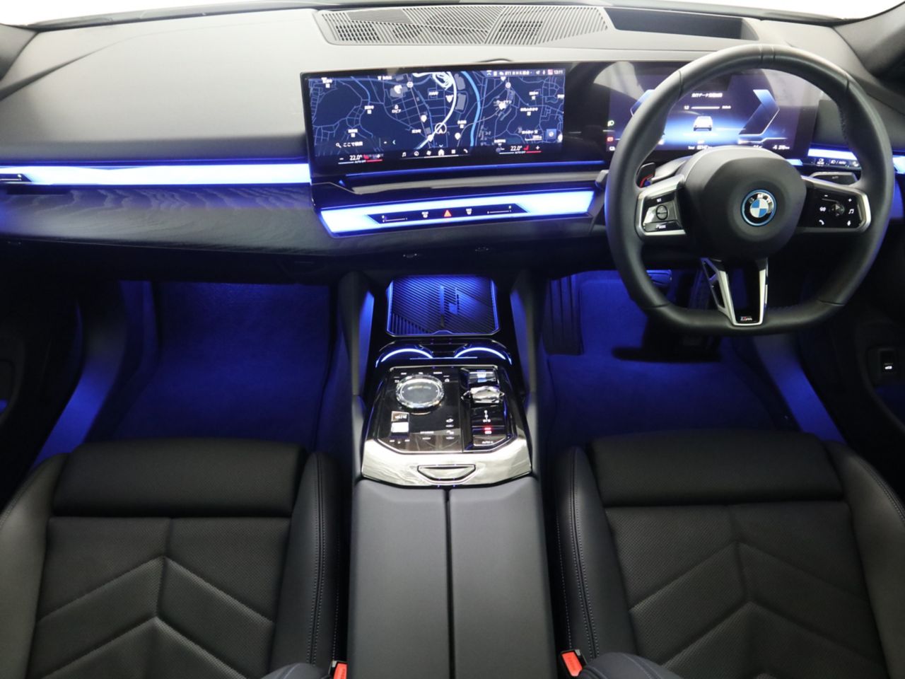 BMW i5 eDrive40 Sedan RHD