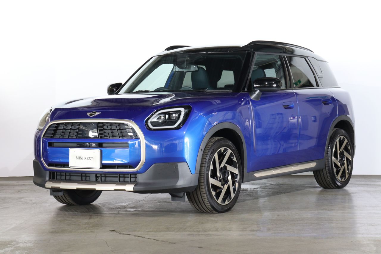 THE NEW MINI COUNTRYMAN D