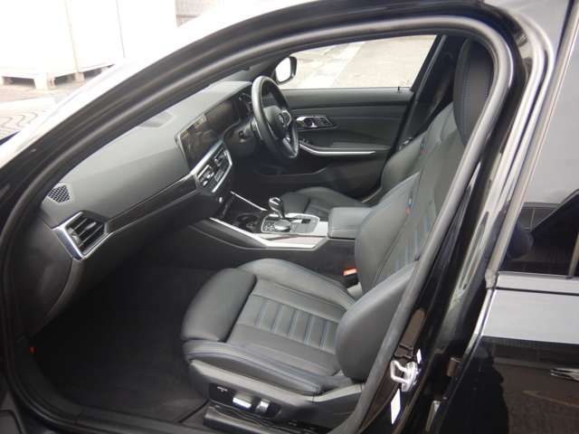 330i Berline RHD