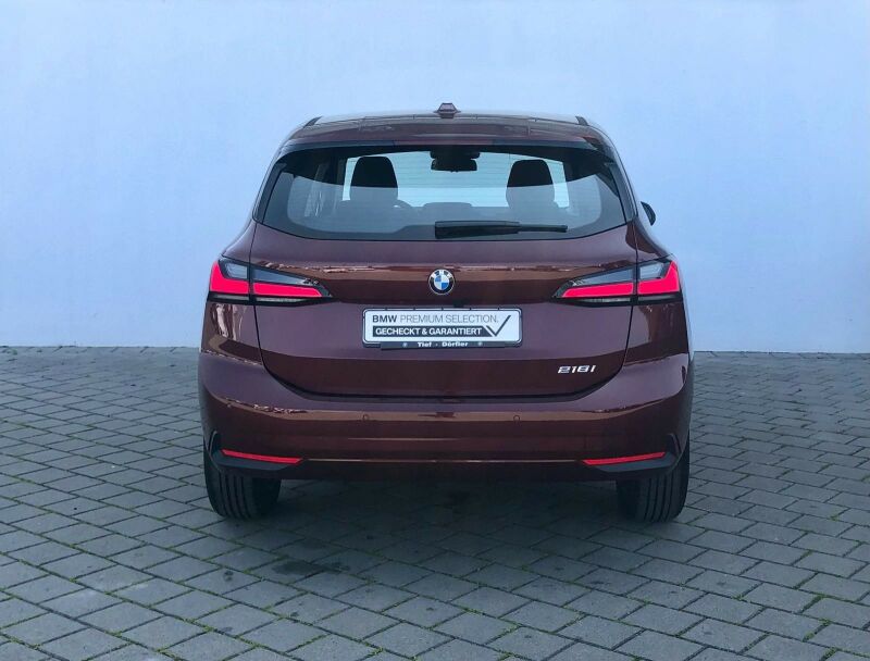BMW 218