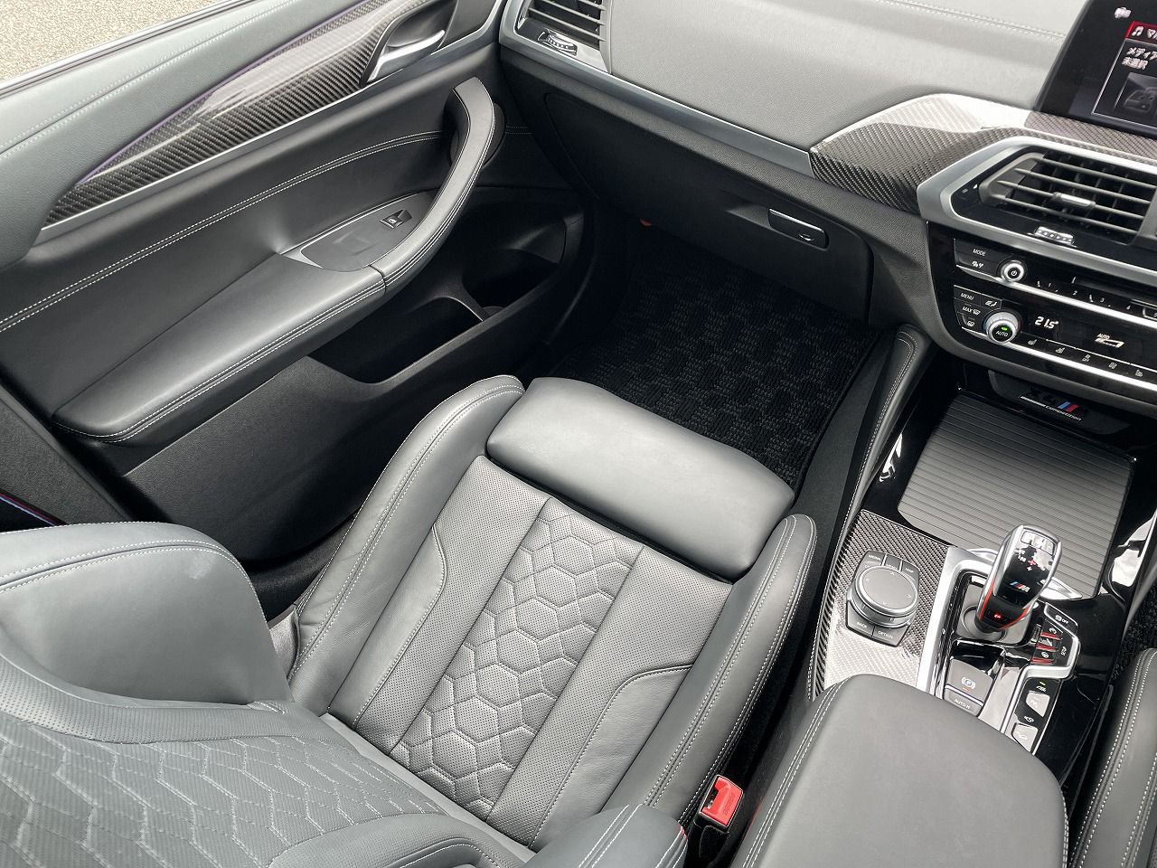 X4 M RHD