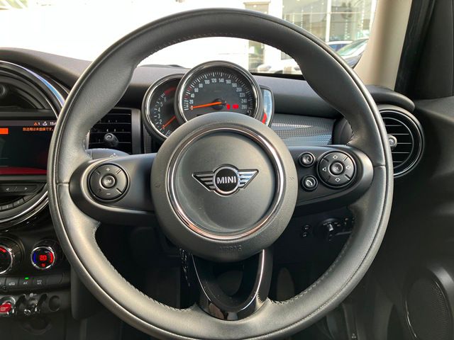F55 MINI Cooper 5-Door Hatch LCI