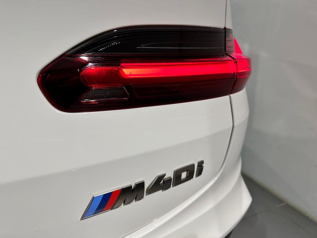 X4 M40i RHD