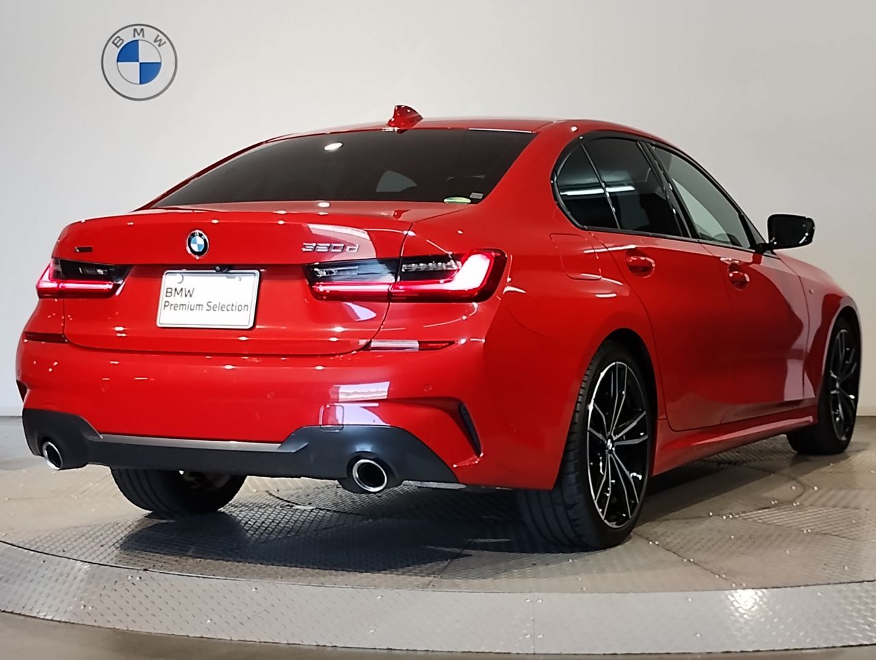 G20 320d xDrive RHD Saloon