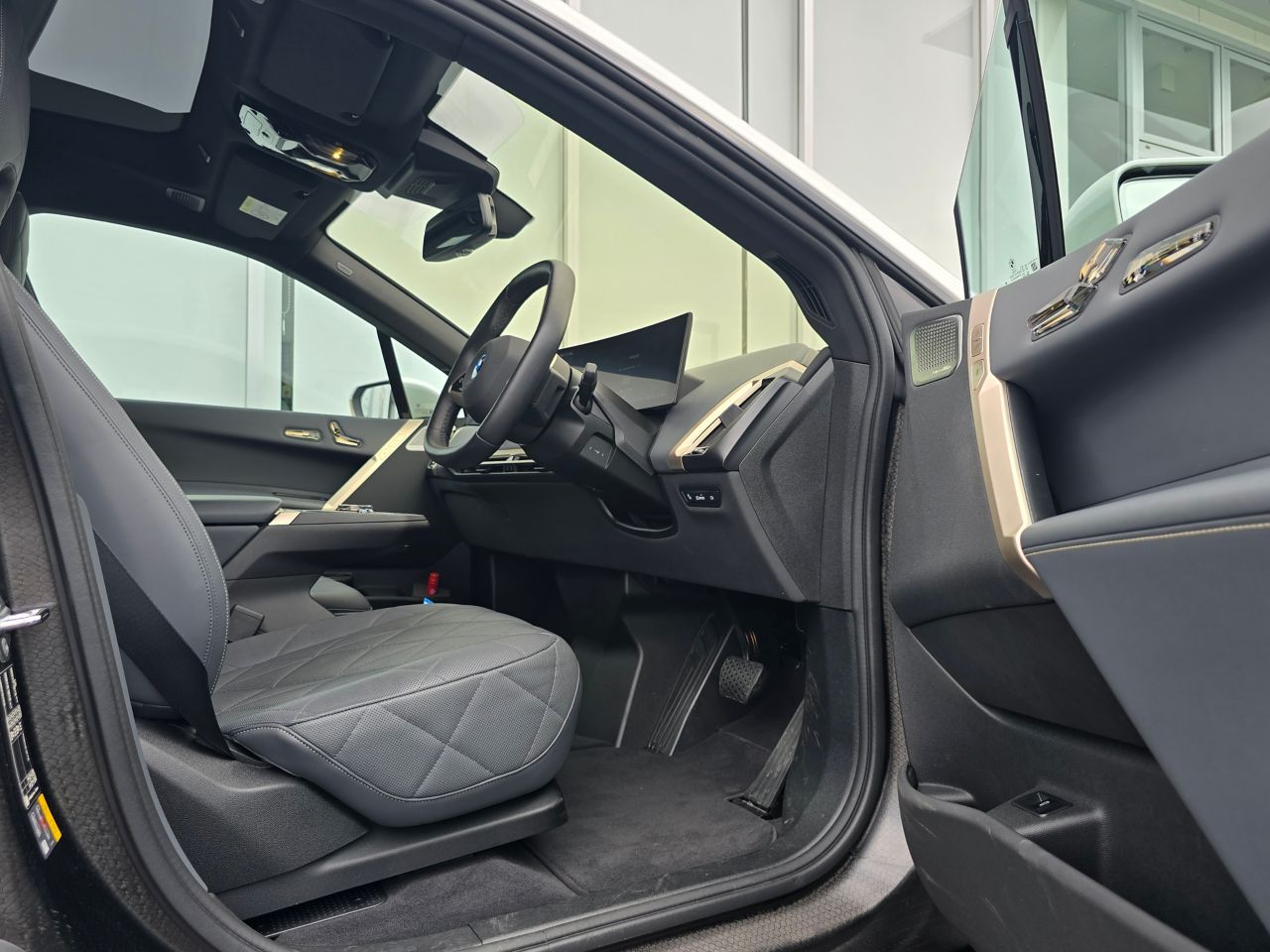 i20 iX xDrive40