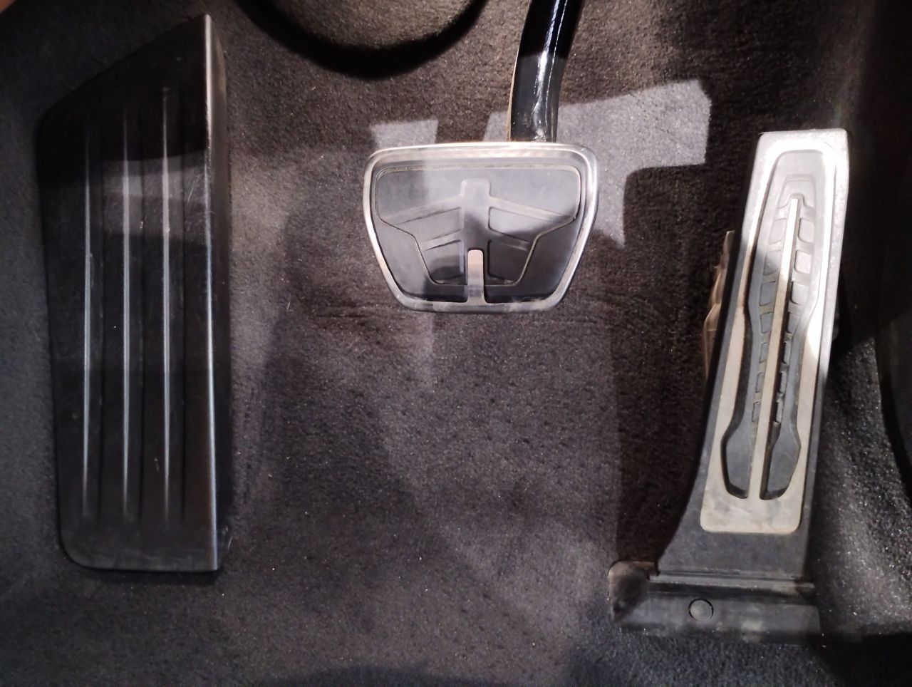 G11 740d xDrive Saloon RHD