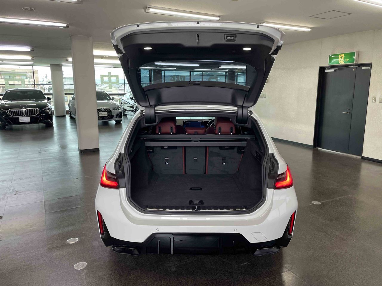 G21 M340i xDrive Touring LCI RHD
