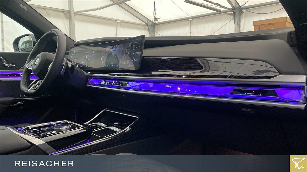 BMW 740